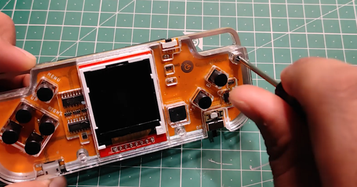 circuitmess nibble assembly